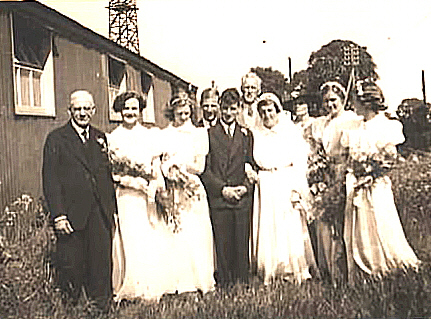 Cooper-Garner-Wedding-Picture-1937.jpg (159690 bytes)